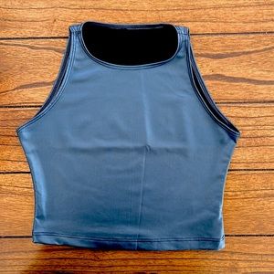Shiny crop top